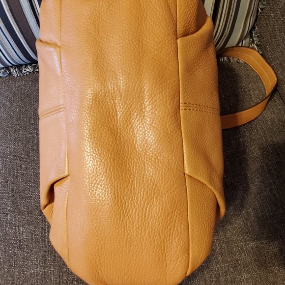 EUC Coach Pebble Leather Shoulder Bag - Rare - Picture 8 of 15